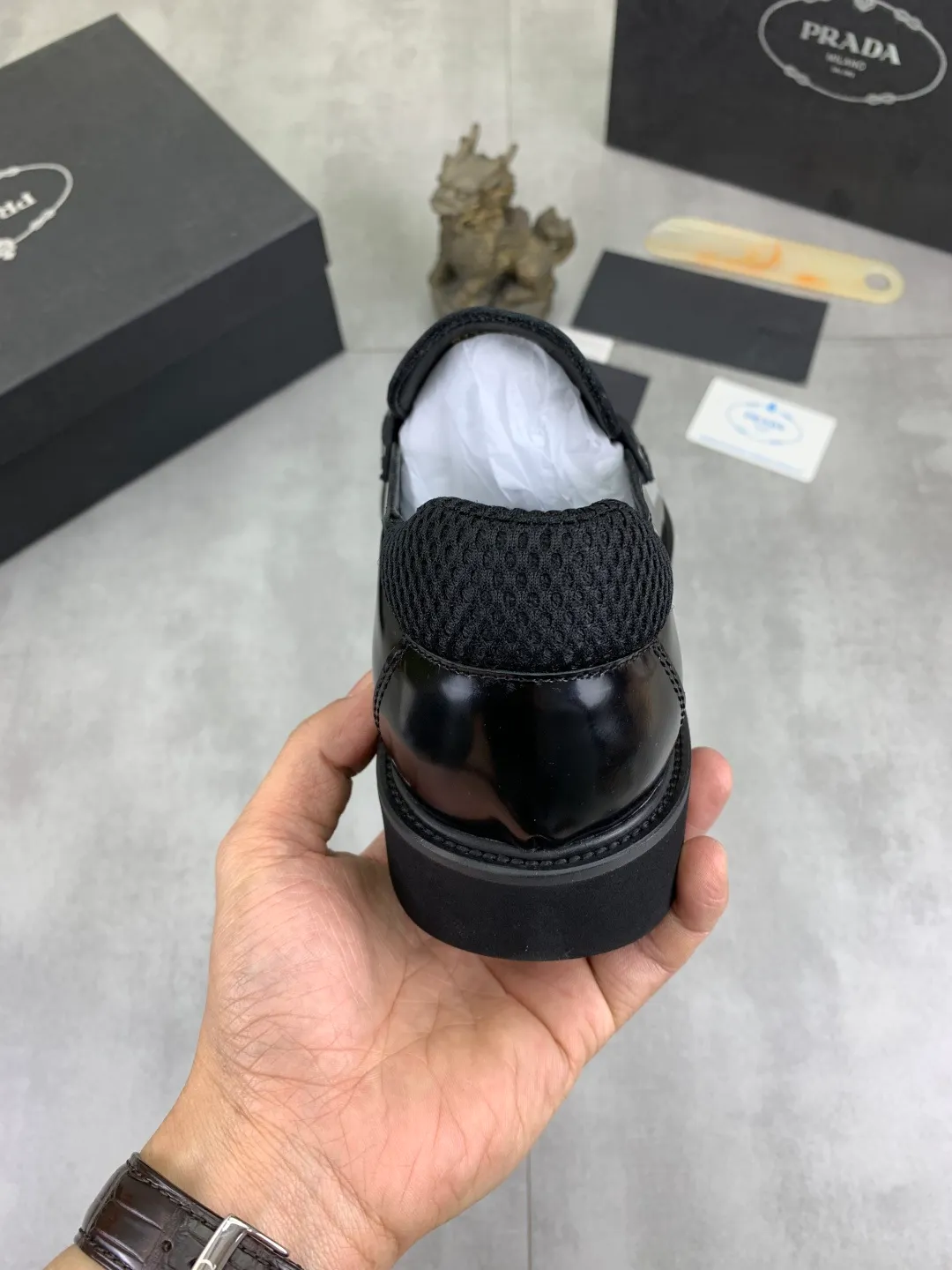 Men's shoes 💰P480 new style 💰 💎💎💎 water-dyed cow lining original order quality PRADA —🆘.Prada original purchase agent, high-end business leather shoes, fabric: imported from Italy cowhide material ➕ water-dyed cow lining/cowhide lining ➕ special original outsole, fine workmanship, real thing ^_^ Photographed 🎬size: 39-44